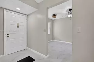 7626 Tahiti Ln, Lake Worth, FL 33467 - Photo 8