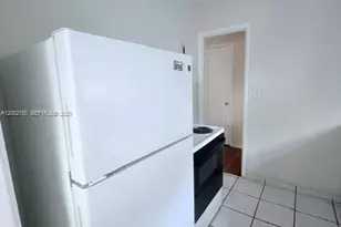 1002 SW 37th Ave, Coral Gables, FL 33127 - Photo 4