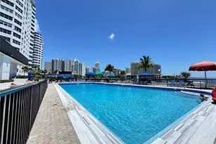 905 Brickell Bay Dr, Miami, FL 33131 - Photo 24