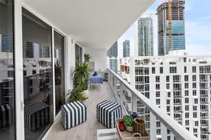 600 NE 27th St, Miami, FL 33137 - Photo 6