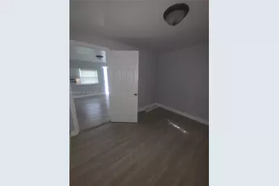 4017 SW 24th St #4, West Park, FL 33023 - Photo 4