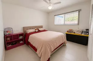 8291 NW 17th Ct, Pembroke Pines, FL 33024 - Photo 6