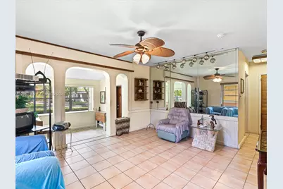 640 Cardinal St, Miami Springs, FL 33166 - Photo 18