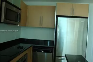 300 S Biscayne Blvd, Miami, FL 33131 - Photo 8