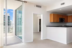 300 S Biscayne Blvd, Miami, FL 33131 - Photo 2