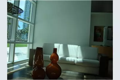 300 S Biscayne Blvd #T-3511, Miami, FL 33131 - Photo 6