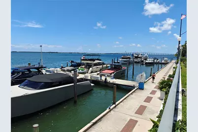 999 Brickell Bay Dr #1904, Miami, FL 33131 - Photo 10