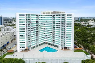 7135 Collins Ave, Miami Beach, FL 33141 - Photo 4