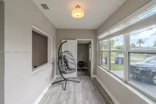 1120 S 28th Ave, Hollywood, FL 33020 - Photo 6