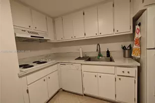825 Brickell Bay Dr, Miami, FL 33131 - Photo 62