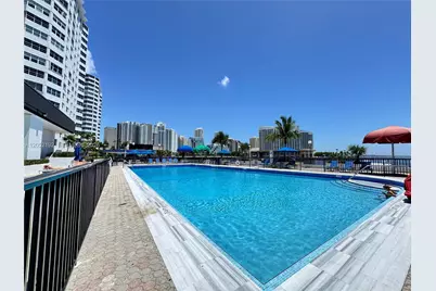 825 Brickell Bay Dr #350, Miami, FL 33131 - Photo 10