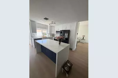 1920 NW 182nd Ter, Pembroke Pines, FL 33029 - Photo 10