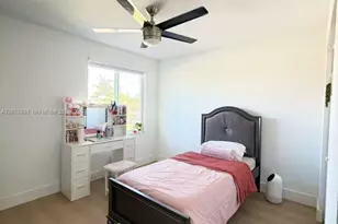 1920 NW 182nd Terrace, Pembroke Pines, FL 33029 - Photo 20