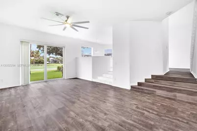 1637 SW 156th Av, Pembroke Pines, FL 33027 - Photo 10