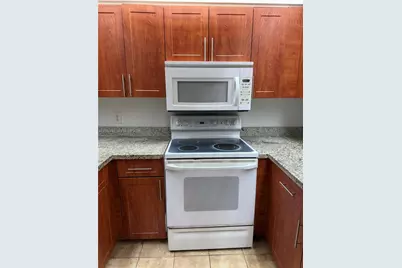 1000 SW 125th Ave #402N, Pembroke Pines, FL 33027 - Photo 4