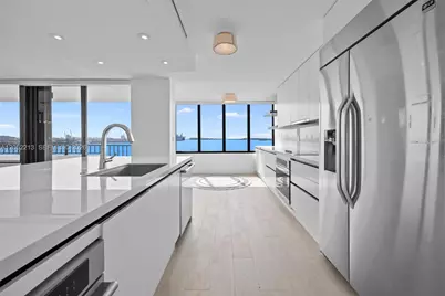 520 Brickell Key Dr #A1206, Miami, FL 33131 - Photo 2