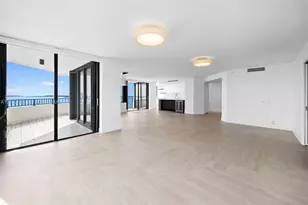 520 Brickell Key Dr, Miami, FL 33131 - Photo 10