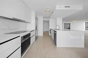 520 Brickell Key Dr, Miami, FL 33131 - Photo 14
