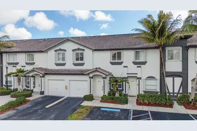 2209 SE 24th Pl #2209, Homestead, FL 33035 - Photo 2