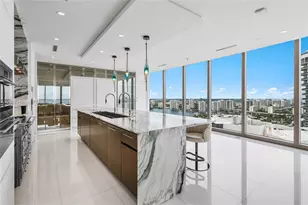 17975 Collins Ave, Sunny Isles Beach, FL 33160 - Photo 10