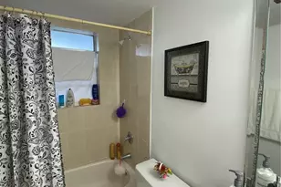 1755 W 60th St, Hialeah, FL 33012 - Photo 12
