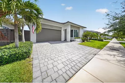15226 SW 176th Ln, Miami, FL 33187 - Photo 2