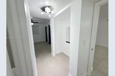 2620 S University Dr #111, Davie, FL 33328 - Photo 12
