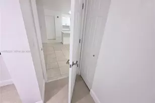 2620 S University Dr, Davie, FL 33328 - Photo 12
