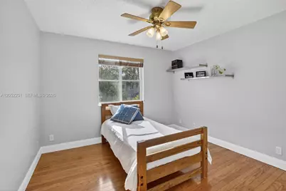 1311 Croton Ct, Weston, FL 33327 - Photo 40