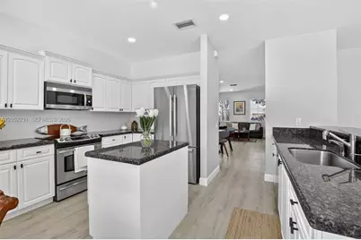 1311 Croton Ct, Weston, FL 33327 - Photo 26