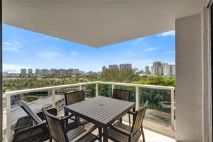 19111 Collins Ave, Sunny Isles Beach, FL 33160 - Photo 12