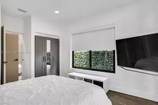 2484 SW 25th St, Miami, FL 33133 - Photo 32