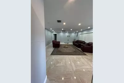 329 SE 3rd St #502S, Hallandale Beach, FL 33009 - Photo 8