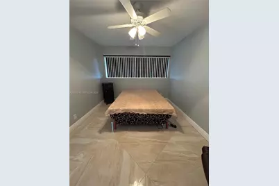 329 SE 3rd St #502S, Hallandale Beach, FL 33009 - Photo 24