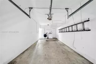 2019 SE 13th St, Homestead, FL 33035 - Photo 12