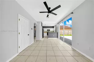 2019 SE 13th St, Homestead, FL 33035 - Photo 8