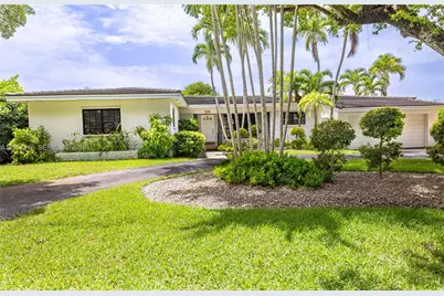740 Jeronimo Dr, Coral Gables, FL 33146 - Photo 2