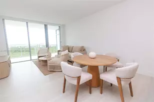 2411 Laguna Cir, North Miami, FL 33181 - Photo 6