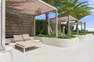 2411 Laguna Cir, North Miami, FL 33181 - Photo 48