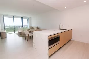 2411 Laguna Cir, North Miami, FL 33181 - Photo 2