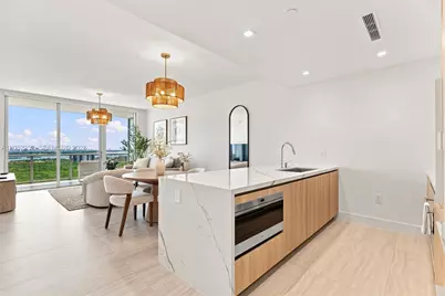 2411 Laguna Circle #1704, North Miami, FL 33181 - Photo 2