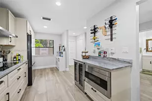 5285 Monterey Cir, Delray Beach, FL 33484 - Photo 6
