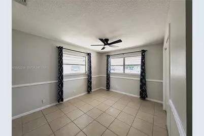 888 SW 62nd Ave, North Lauderdale, FL 33068 - Photo 8
