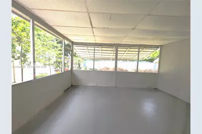 888 SW 62nd Ave, North Lauderdale, FL 33068 - Photo 18