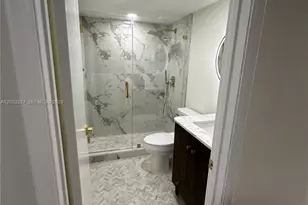 13255 SW 7th Ct, Pembroke Pines, FL 33027 - Photo 18