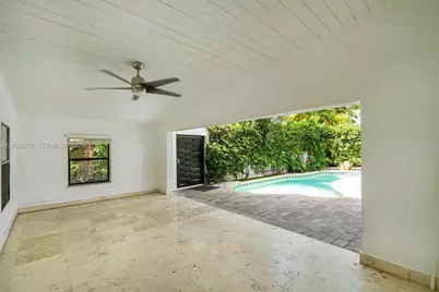 7810 Beachview Dr, North Bay Village, FL 33141 - Photo 4