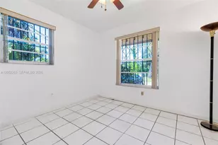 16420 NE 5th Ave, Miami, FL 33162 - Photo 8