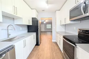 315 SE 23rd Ave, Pompano Beach, FL 33062 - Photo 2