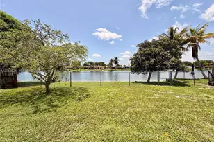 8220 NW 15th St, Pembroke Pines, FL 33024 - Photo 1