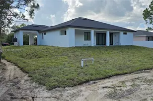 728 N Laplata Ave, Lehigh Acres, FL 33974 - Photo 4